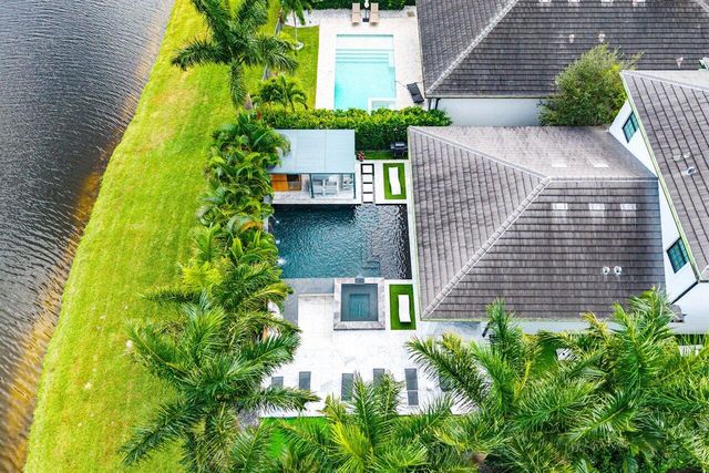 3019 Gin Berry Way, West Palm Beach, FL 33401