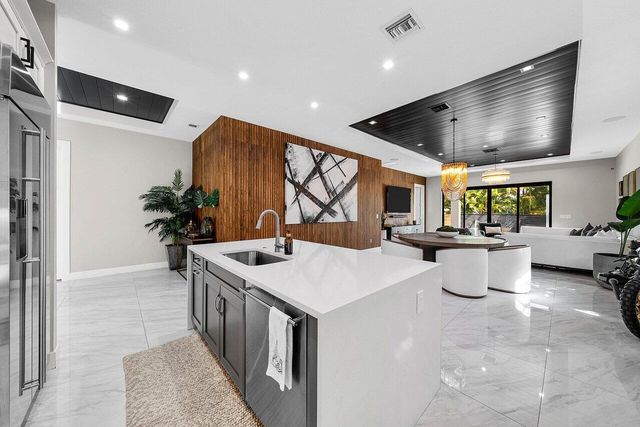 3019 Gin Berry Way, West Palm Beach, FL 33401