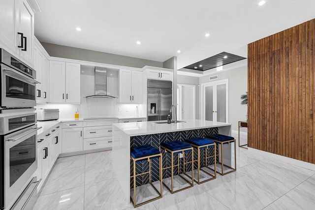 3019 Gin Berry Way, West Palm Beach, FL 33401