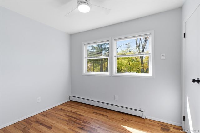 41 Potters Lane, Huntington, NY 11743