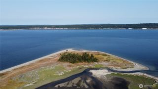 999 Kala Lagoon Court, Port Townsend, WA 98368