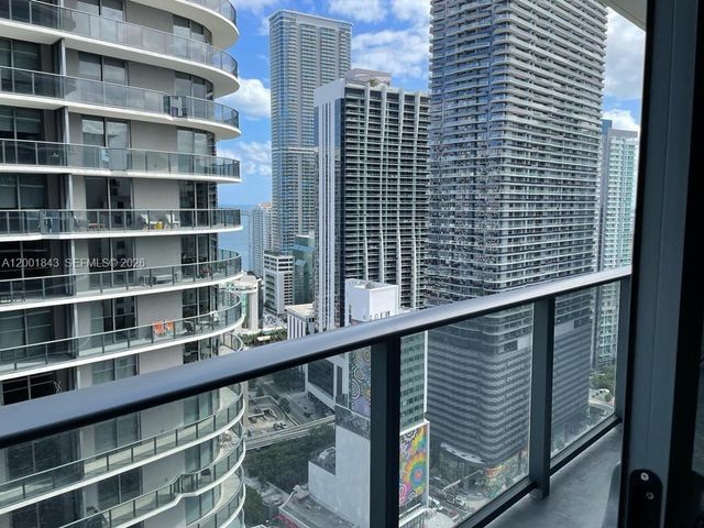 55 SW 9th St 3102, Miami, FL 33130