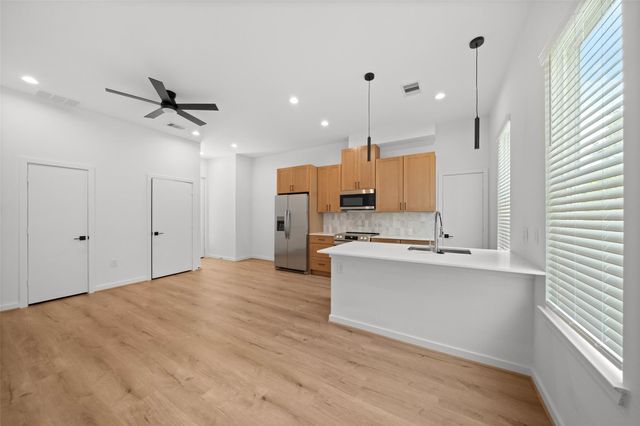 1408 Enid Street A, Houston, TX 77009