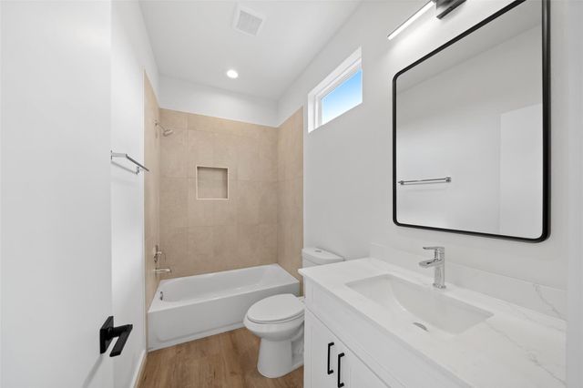 1408 Enid Street A, Houston, TX 77009