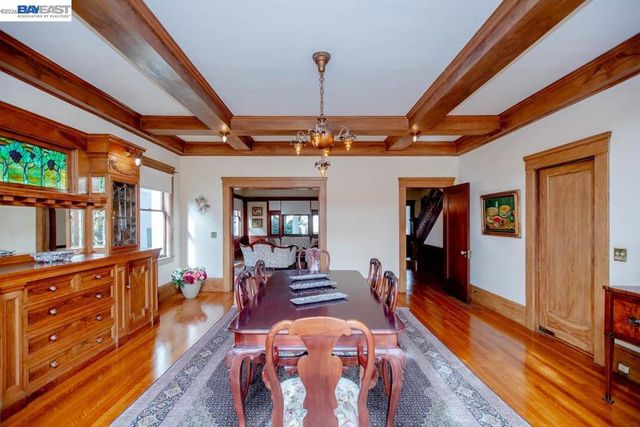 2056 Santa Clara Ave, Alameda, CA 94501