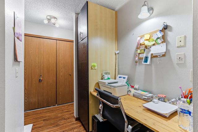 3850 Plymouth Boulevard 323, Plymouth, MN 55446