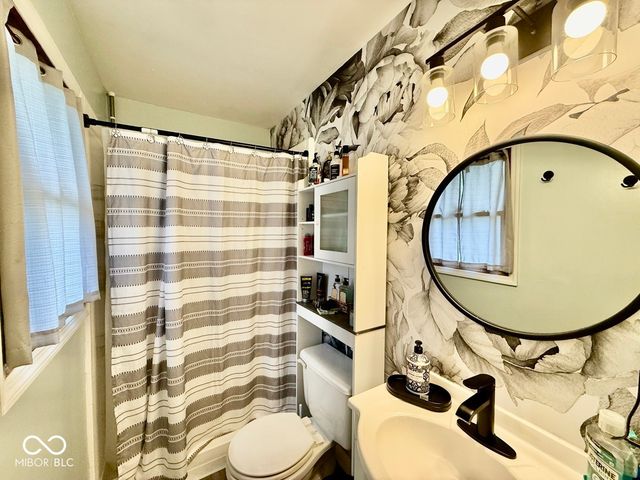 1564 W Sitting Bull Drive, Terre Haute, IN 47802