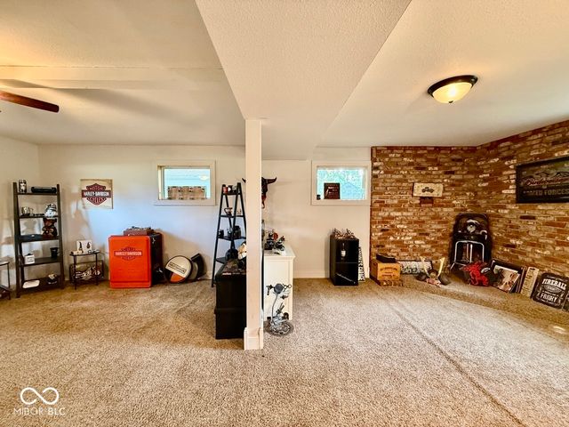 1564 W Sitting Bull Drive, Terre Haute, IN 47802