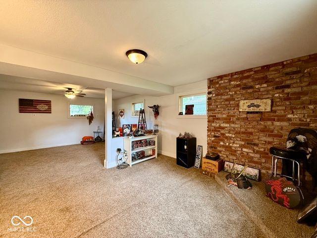 1564 W Sitting Bull Drive, Terre Haute, IN 47802
