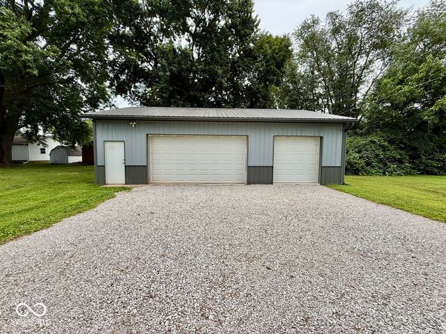 1564 W Sitting Bull Drive, Terre Haute, IN 47802