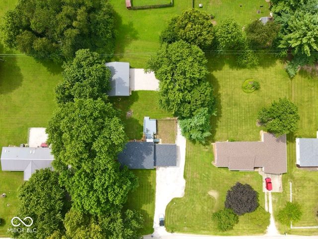 1564 W Sitting Bull Drive, Terre Haute, IN 47802