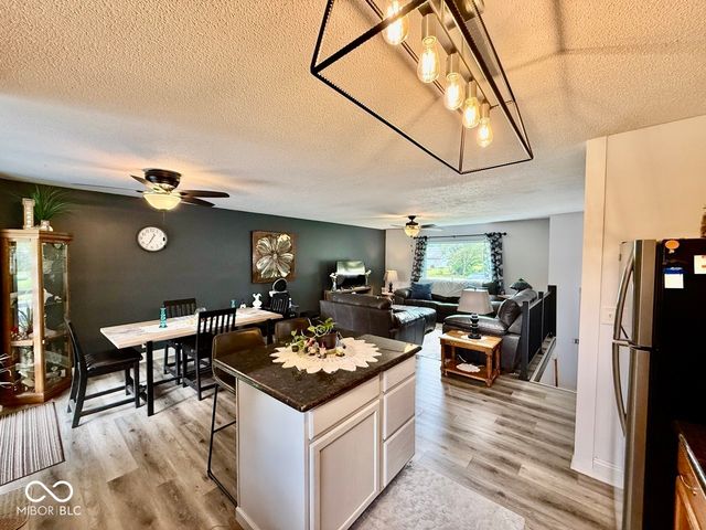 1564 W Sitting Bull Drive, Terre Haute, IN 47802