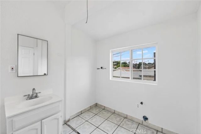 3330 Gleason, Los Angeles, CA 90063