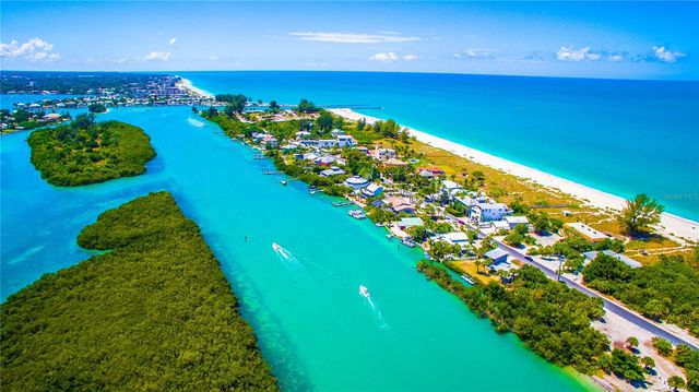 211 RUBENS DRIVE E, Nokomis, FL 34275