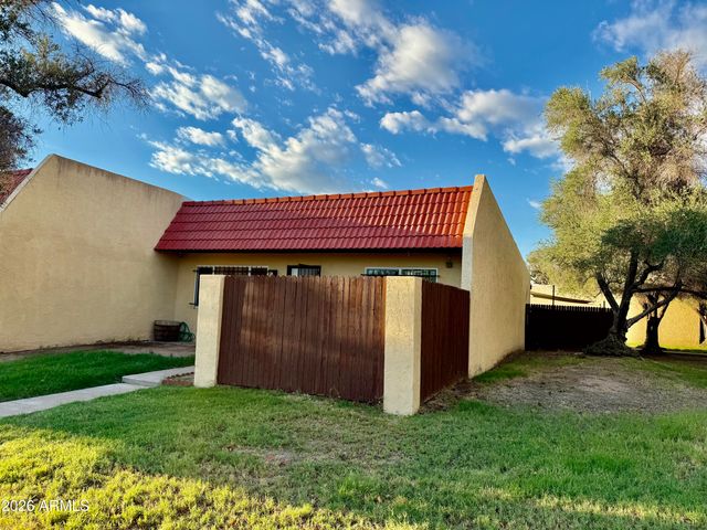 3425 W GOLDEN Lane, Phoenix, AZ 85051