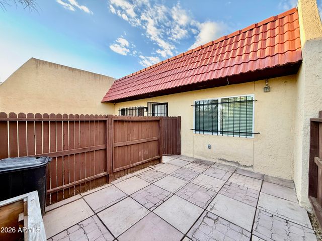 3425 W GOLDEN Lane, Phoenix, AZ 85051