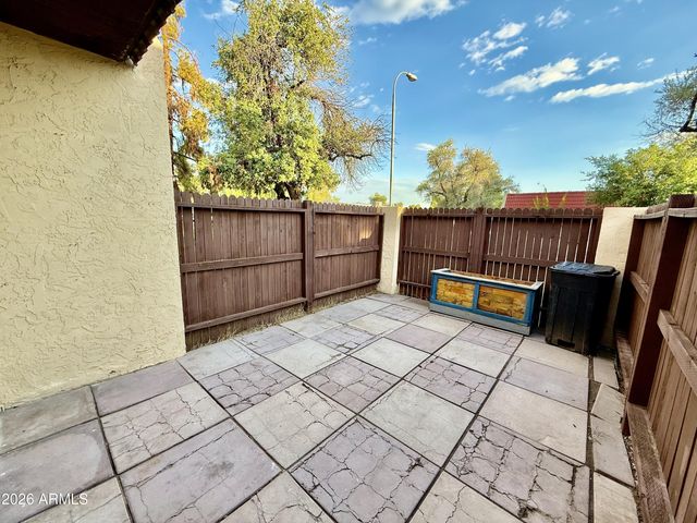 3425 W GOLDEN Lane, Phoenix, AZ 85051