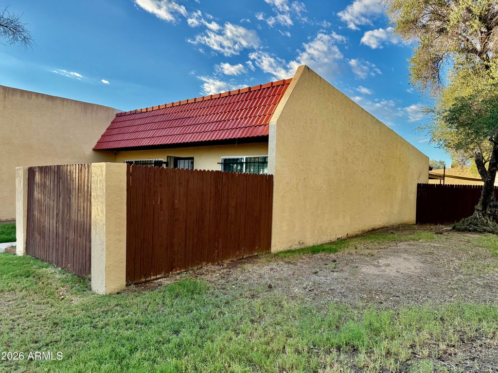 3425 W GOLDEN Lane, Phoenix, AZ 85051 — photo 3