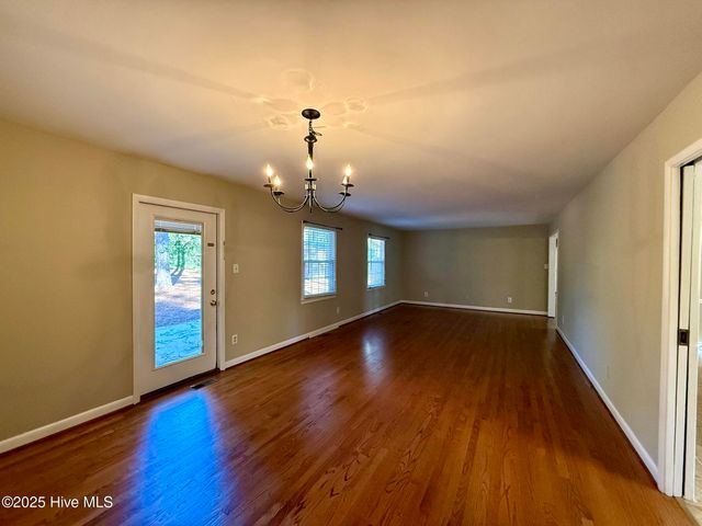 100 Clematis Road, Southern Pines, NC 28387