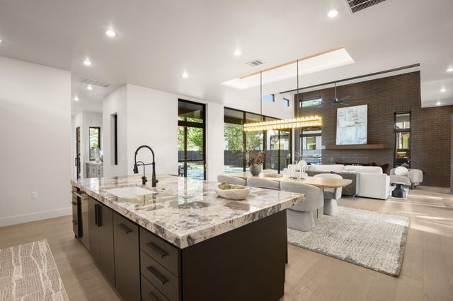 7701 Mullen DR, Austin, TX 78757