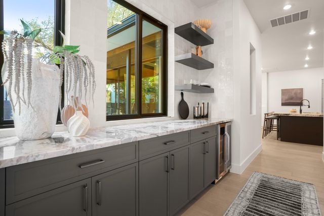 7701 Mullen DR, Austin, TX 78757