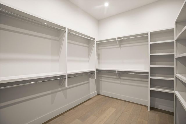 7701 Mullen DR, Austin, TX 78757