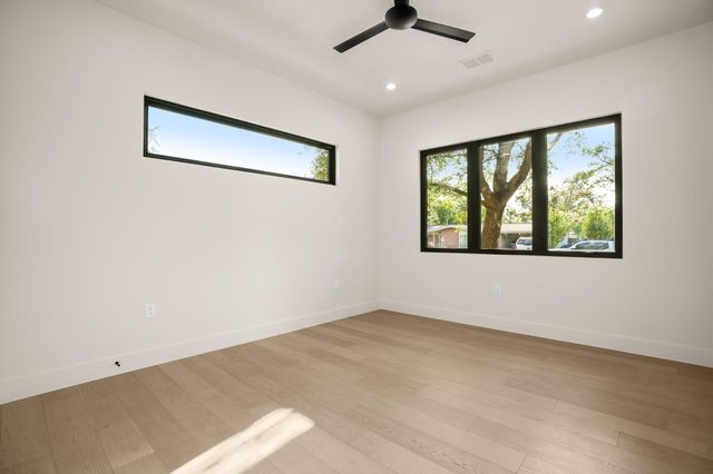 7701 Mullen DR, Austin, TX 78757