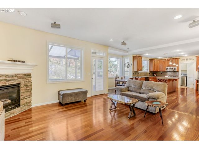 1145 Nw 22ND Ave, Camas, WA 98607