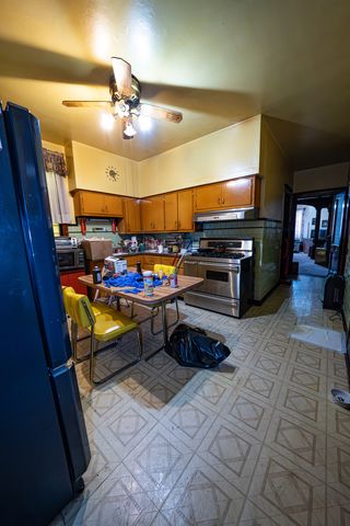 1825 S Troy Street, Chicago, IL 60623