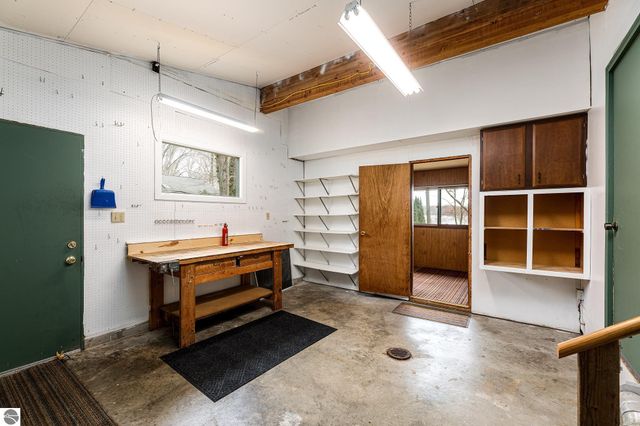 3763 East Shore Drive, Grawn, MI 49637