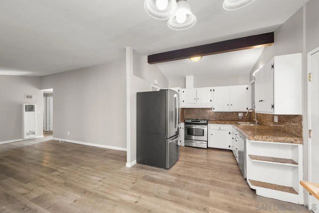 2643 Mission Village Dr, San Diego, CA 92123