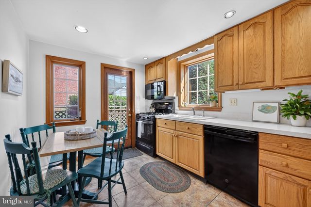212 IDLEWILD LN, Media, PA 19063