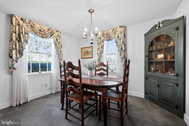 212 IDLEWILD LN, Media, PA 19063