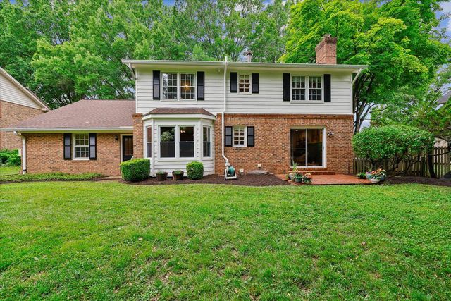 16 FAIRWOOD CT, Rockville, MD 20850