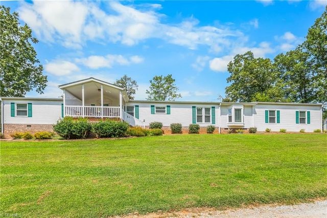2712 Sloans Mill Road, Hamptonville, NC 27020