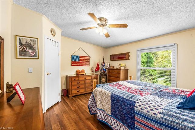 2712 Sloans Mill Road, Hamptonville, NC 27020