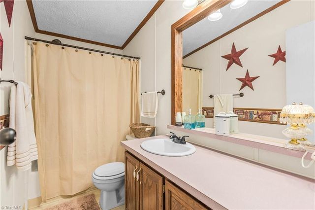 2712 Sloans Mill Road, Hamptonville, NC 27020