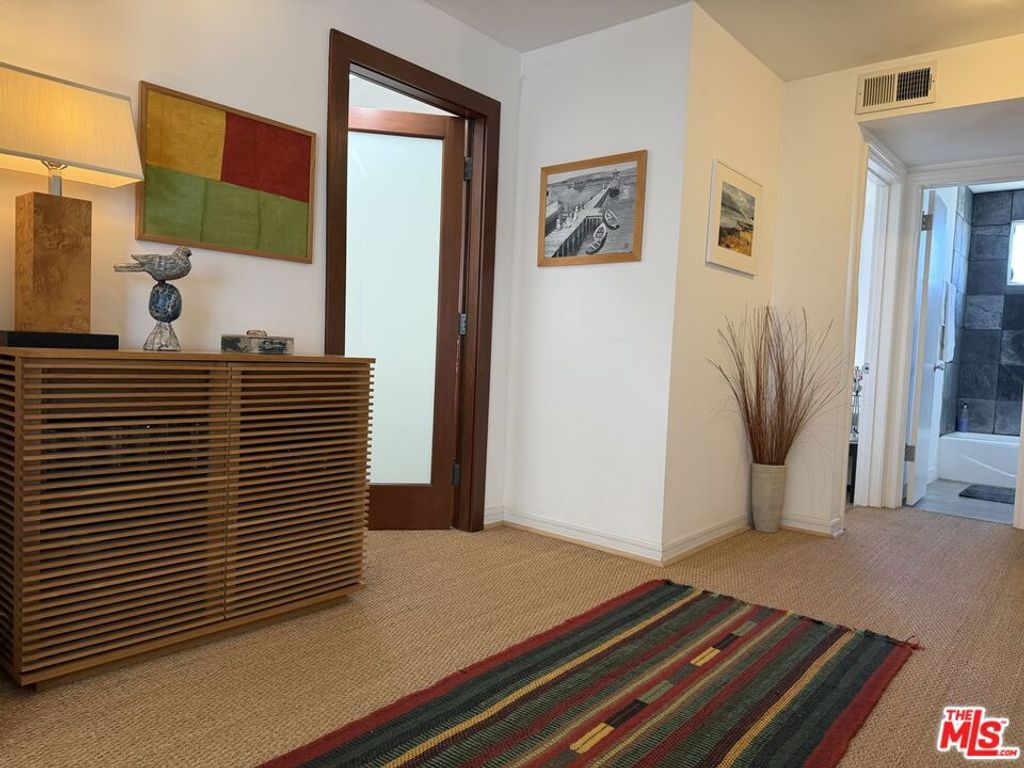924 5th Street 10, Santa Monica, CA 90403 — photo 4