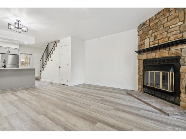 1811 S Quebec Way 222, Denver, CO 80231
