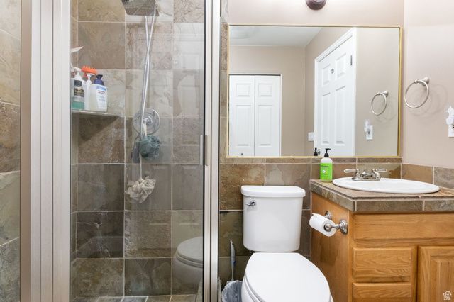 12241 S PAULSON CIR, Riverton, UT 84065