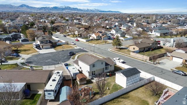 12241 S PAULSON CIR, Riverton, UT 84065