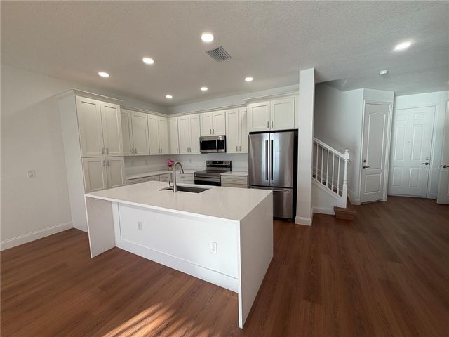 10536 BELFRY CIRCLE, Orlando, FL 32832