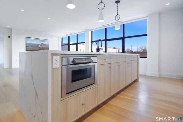 116 Sherman Street 2, Fairfield, CT 06824