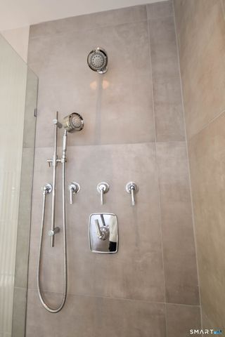 116 Sherman Street 2, Fairfield, CT 06824