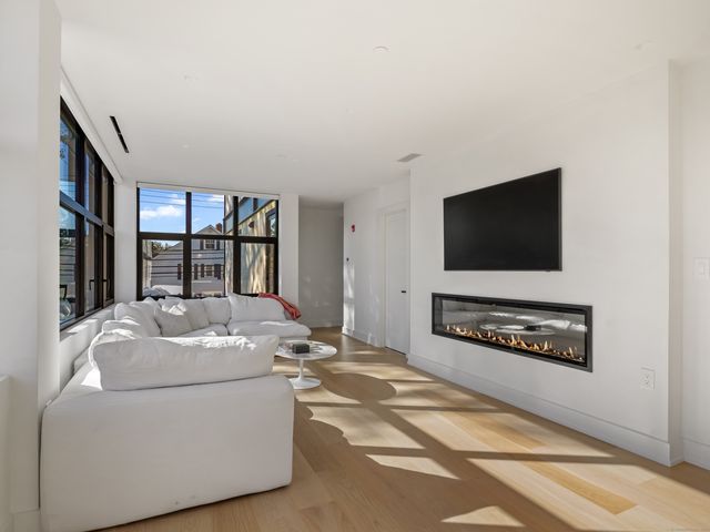 116 Sherman Street 2, Fairfield, CT 06824