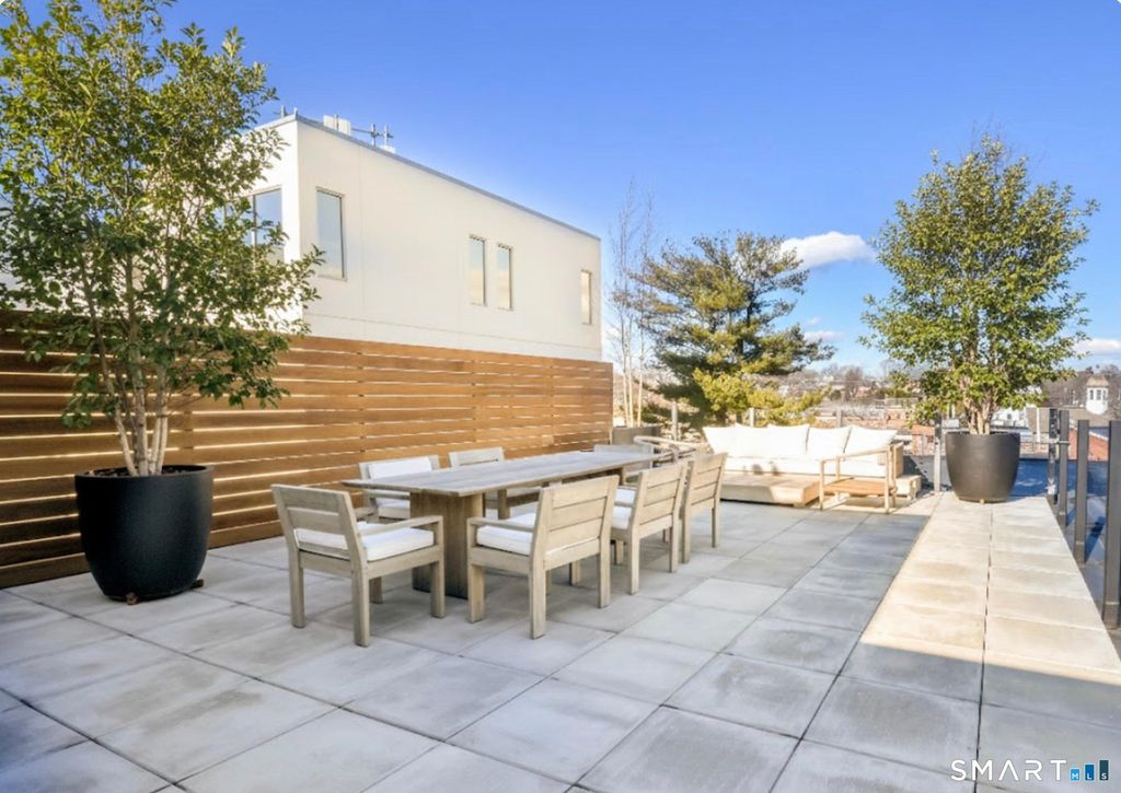 116 Sherman Street 2, Fairfield, CT 06824