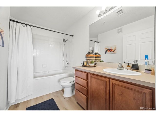 15475 Andrews Dr 307, Denver, CO 80239