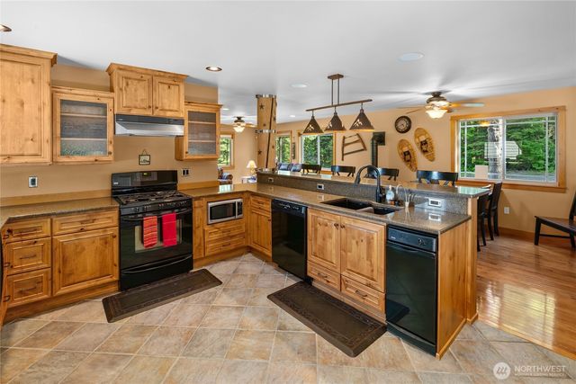 5451 Kachess Lake Road, Easton, WA 98925