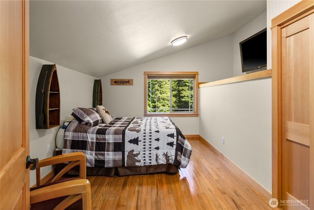 5451 Kachess Lake Road, Easton, WA 98925