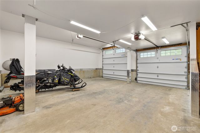 5451 Kachess Lake Road, Easton, WA 98925